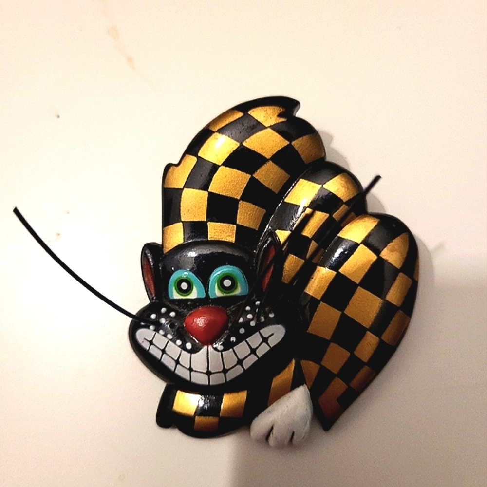 "Do You See Me Now?" 1980s Checkered Cheshire Cat Brooch